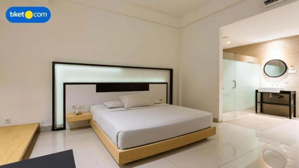 Bed in Buana Lestari Hotel