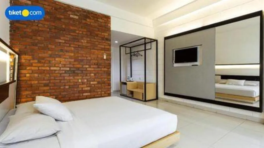 Bed in Buana Lestari Hotel