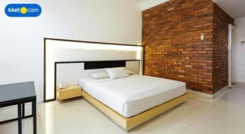 Bed in Buana Lestari Hotel