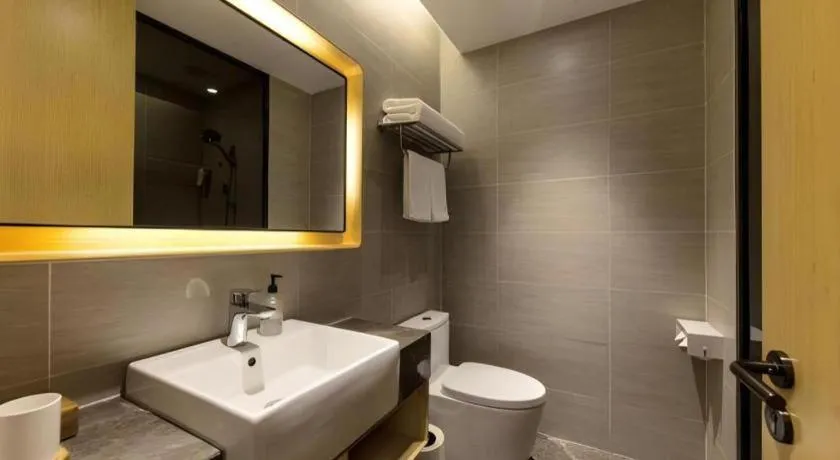 JI Hotel Dalian Xinghai Park