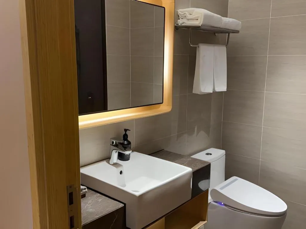 JI Hotel Dalian Xinghai Park