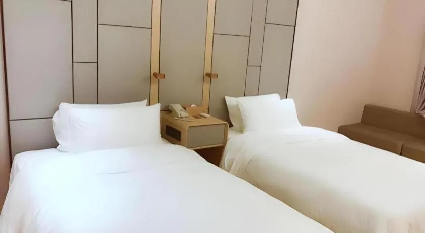 JI Hotel Dalian Xinghai Park