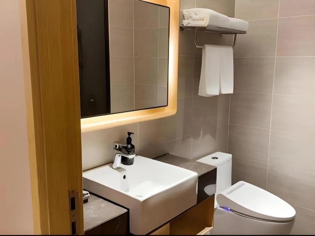 JI Hotel Dalian Xinghai Park