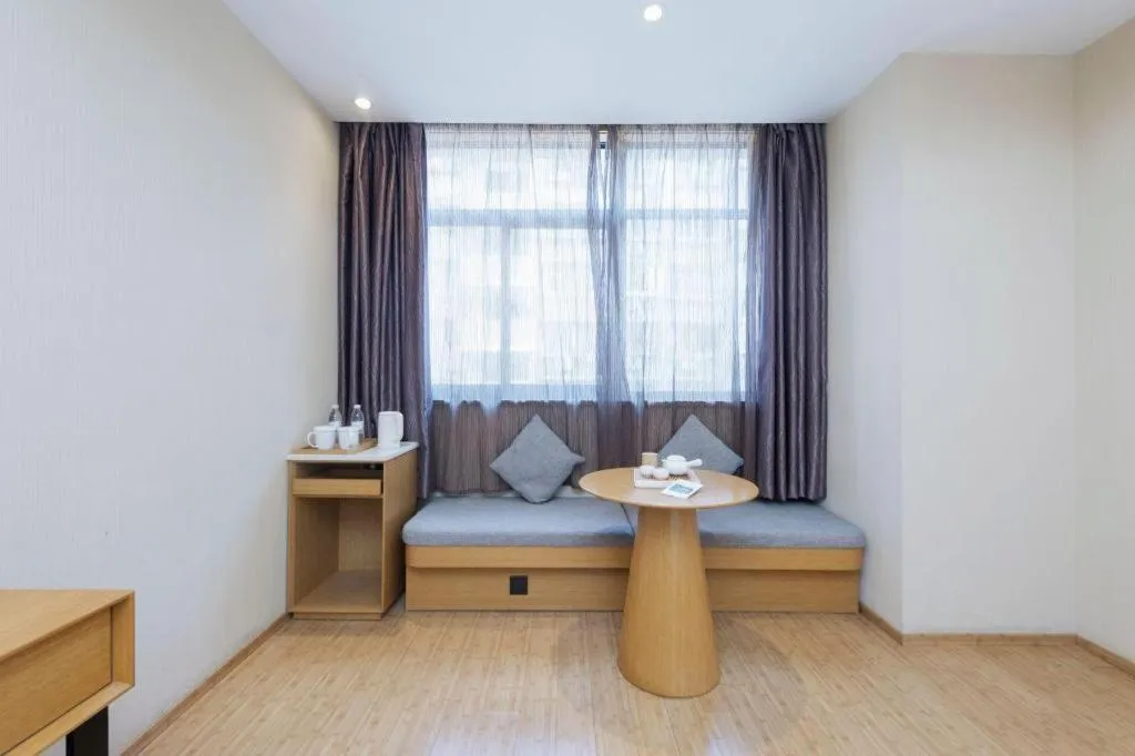 JI Hotel Hangzhou Xihu Fengqi Road