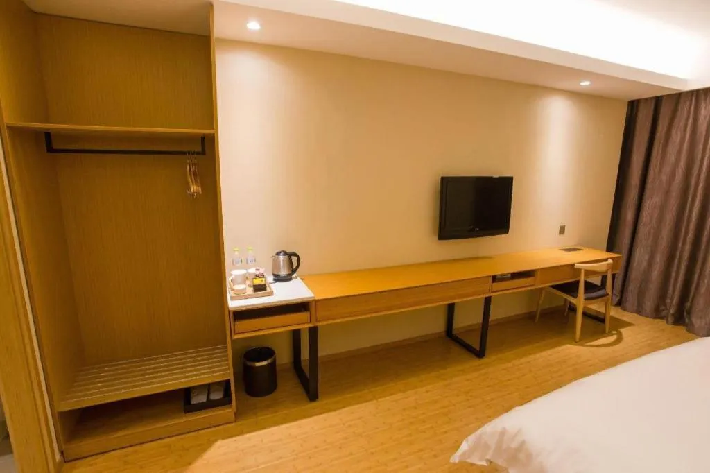 JI Hotel Hangzhou Xihu Fengqi Road