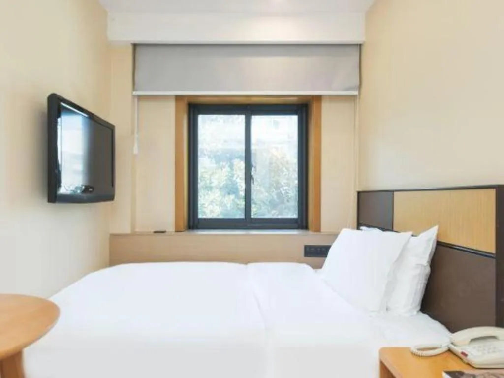 JI Hotel Hangzhou Xihu Fengqi Road
