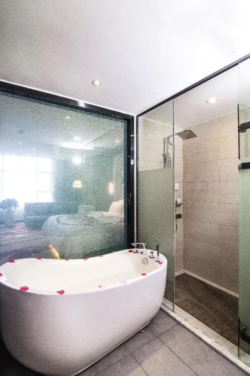 Lavande Hotel Jinzhou Gong'an RT-Mart Chinese Medicine Hospital