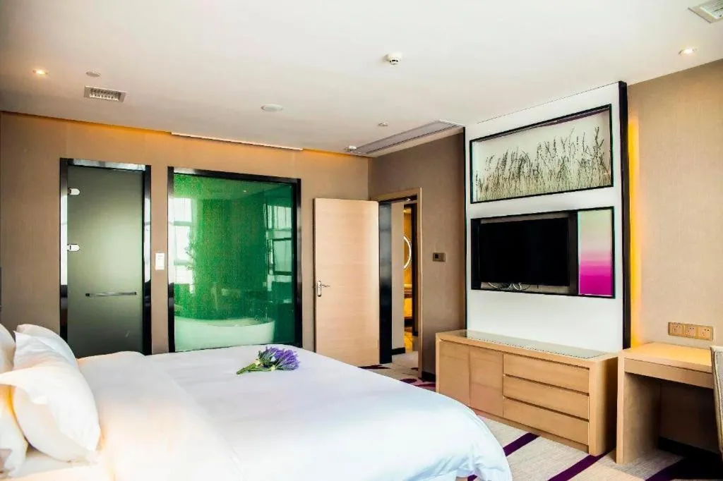 Bed in Lavande Hotel Jinzhou Gong'an RT-Mart Chinese Medicine Hospital