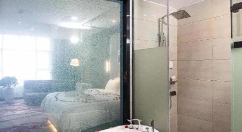 Bed in Lavande Hotel Jinzhou Gong'an RT-Mart Chinese Medicine Hospital