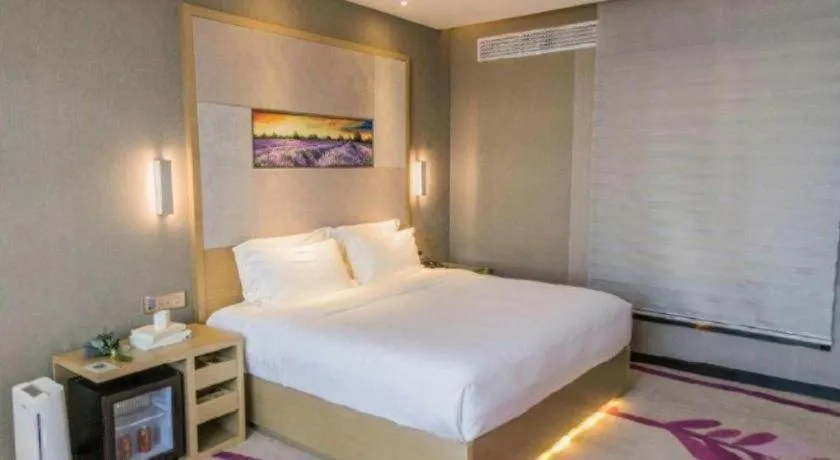 Bed in Lavande Hotel Jinzhou Gong'an RT-Mart Chinese Medicine Hospital