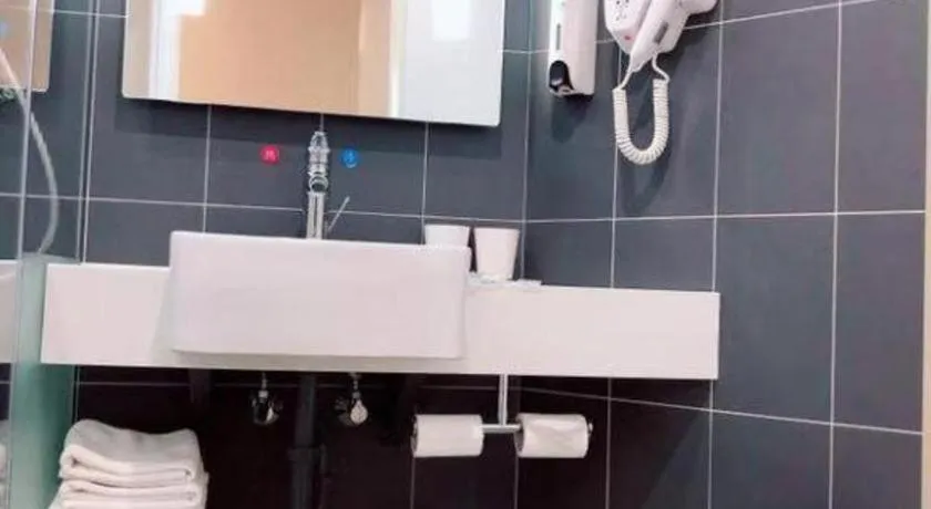 Hanting Hotel Harbin Xidazhi Street