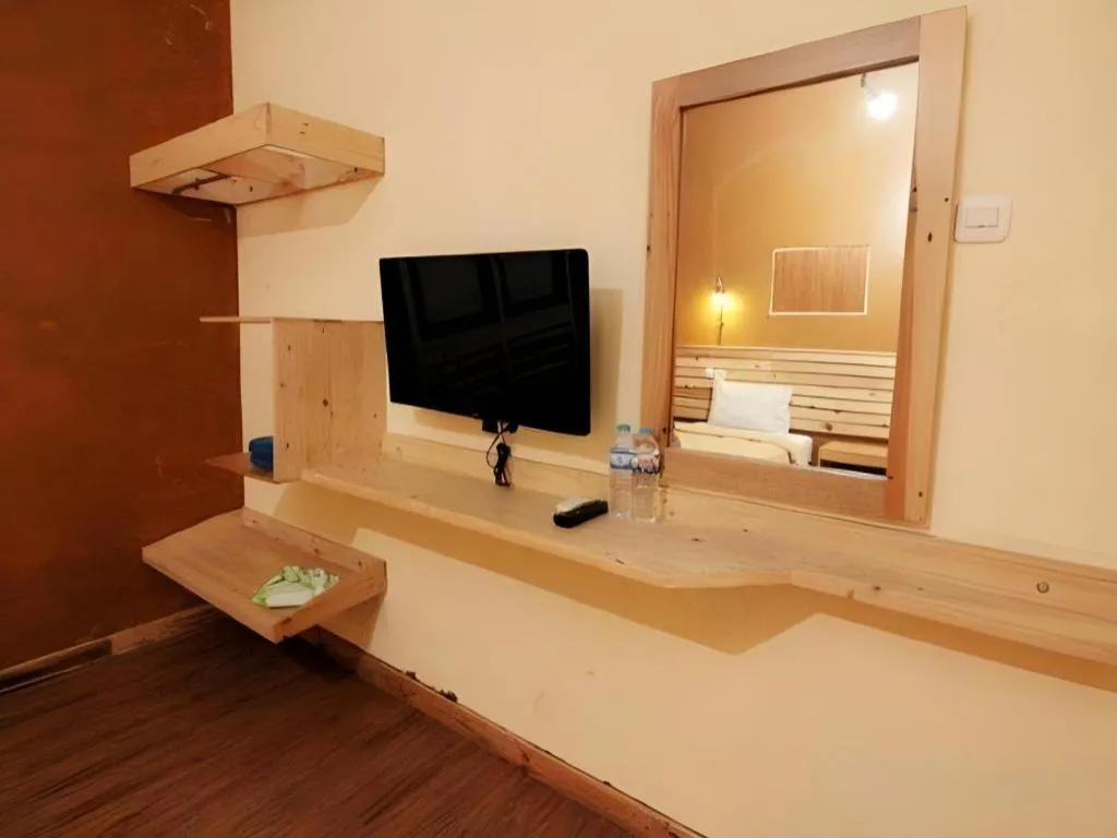 Zaen Hotel Syariah Solo