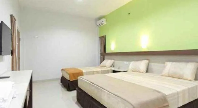 Bed in Zaen Hotel Syariah Solo