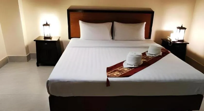 Bed in Rayong Lanna Hotel