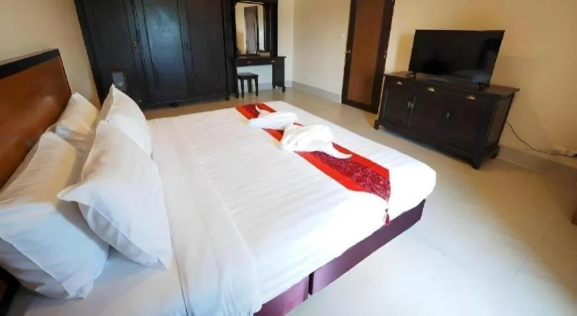 Bed in Rayong Lanna Hotel