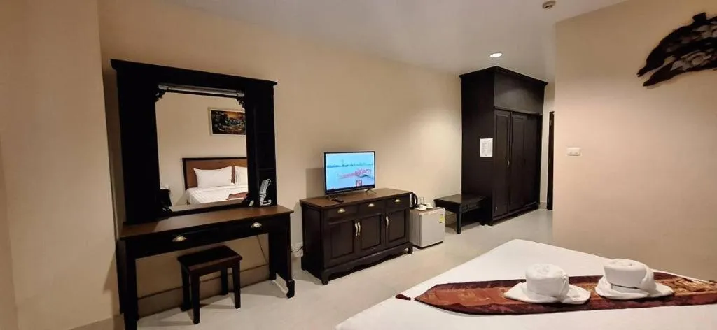 Bed in Rayong Lanna Hotel