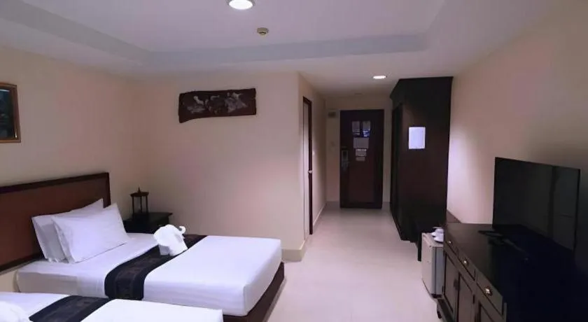 Bed in Rayong Lanna Hotel