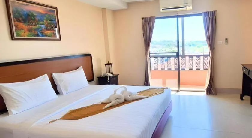 Bed in Rayong Lanna Hotel
