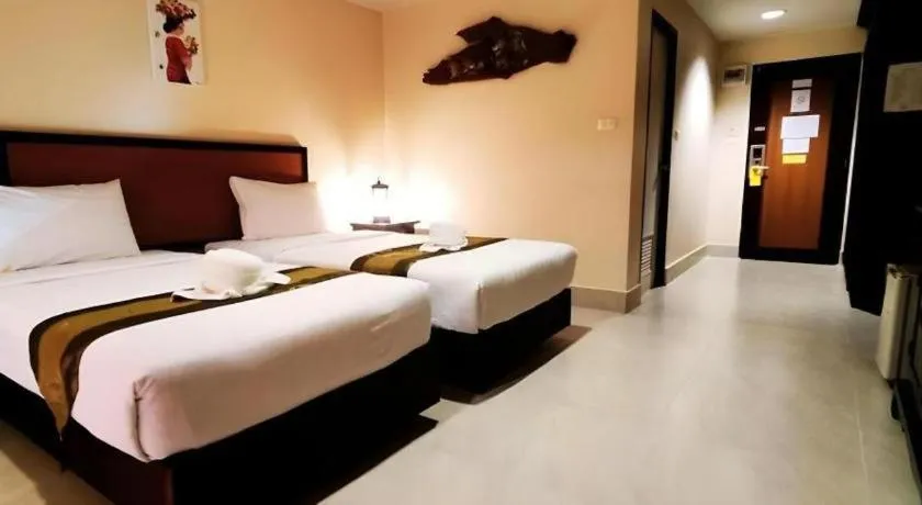 Bed in Rayong Lanna Hotel