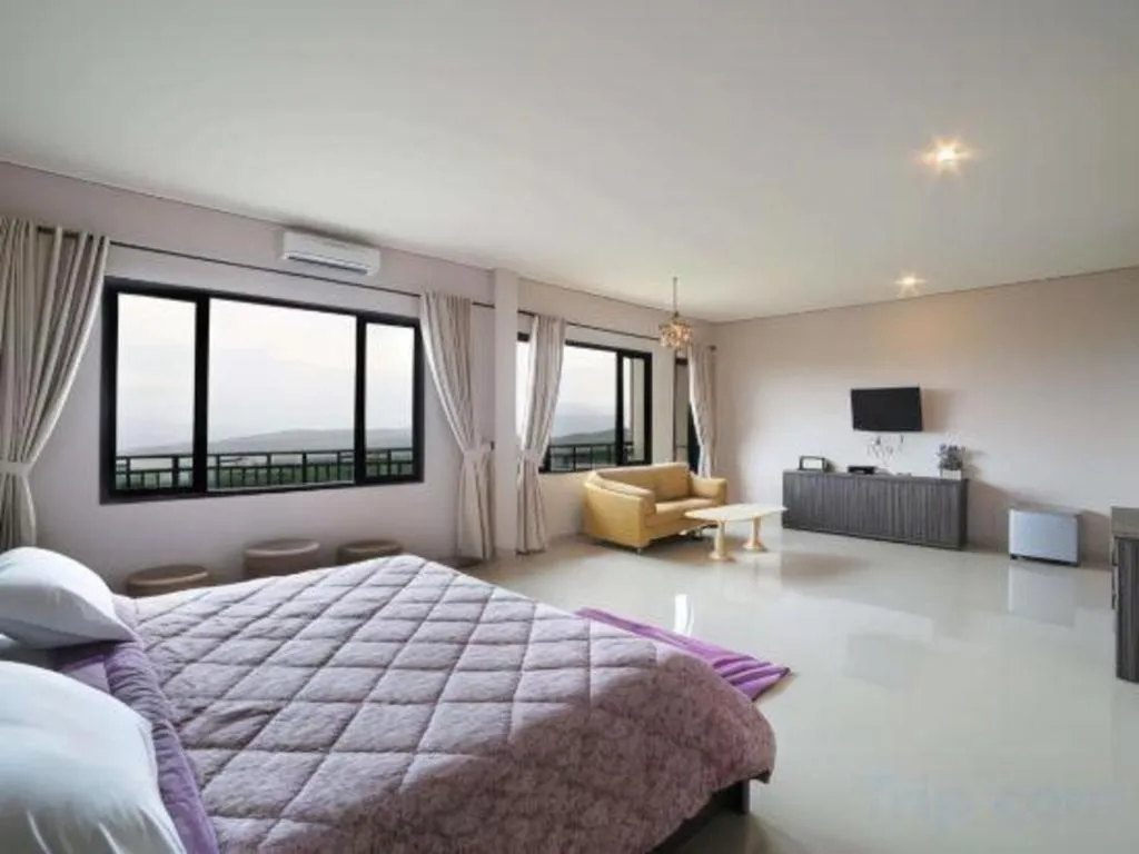 Bed in Fafa Hill Hotel and Resort