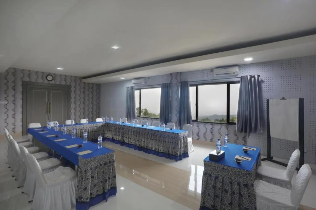 Fafa Hill Hotel and Resort