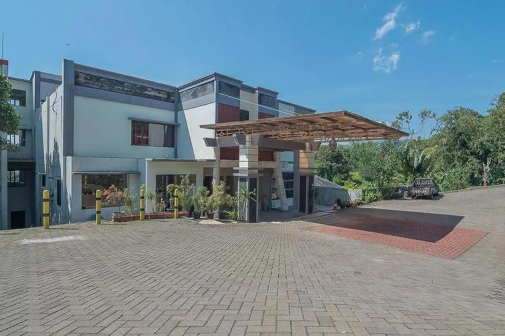 Fafa Hill Hotel and Resort