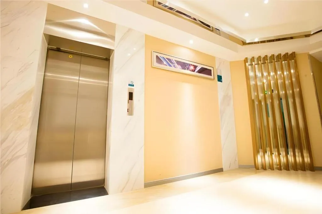 City Comfort Inn Wuhan Badajia Heping Park Metro Station