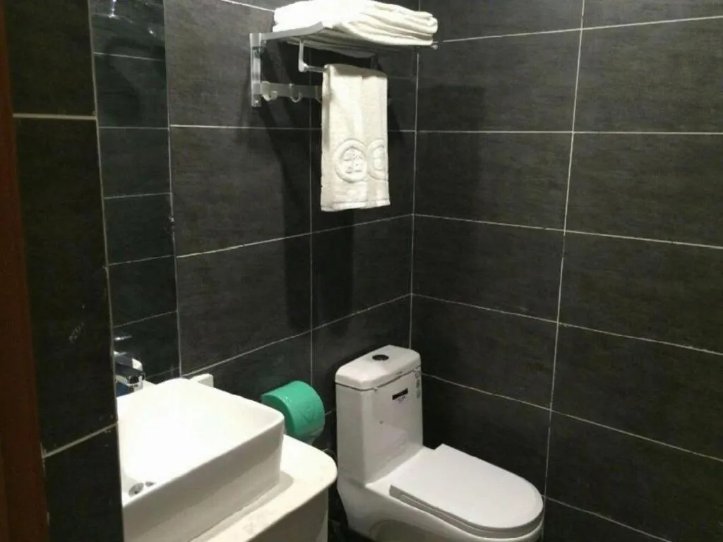 Yi Mi Hotel Shenzhen Longgang Pinghu South China City