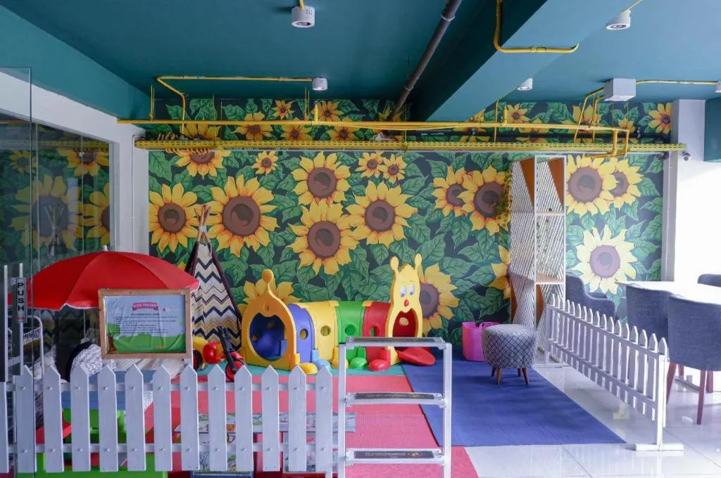 Horison Nindya Semarang