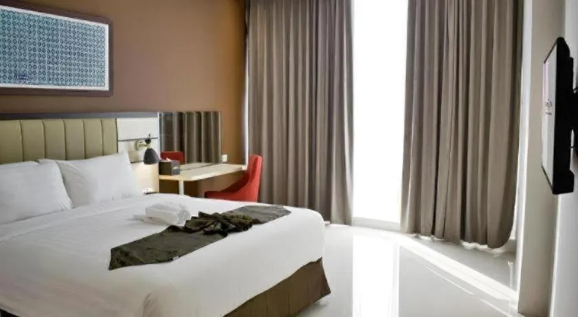 Bed in Horison Nindya Semarang