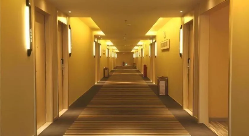 City Comfort Inn Baiyun Avenue North Metro Station Baiyunbao