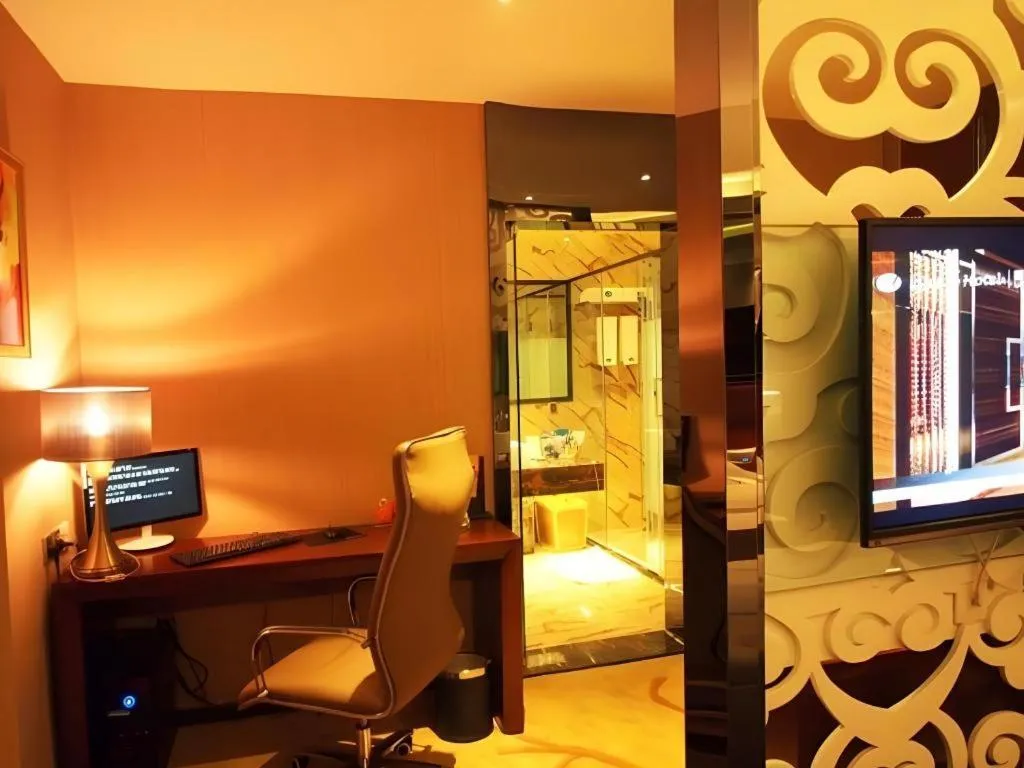 Bed in Liwan International Hotel Chengdu