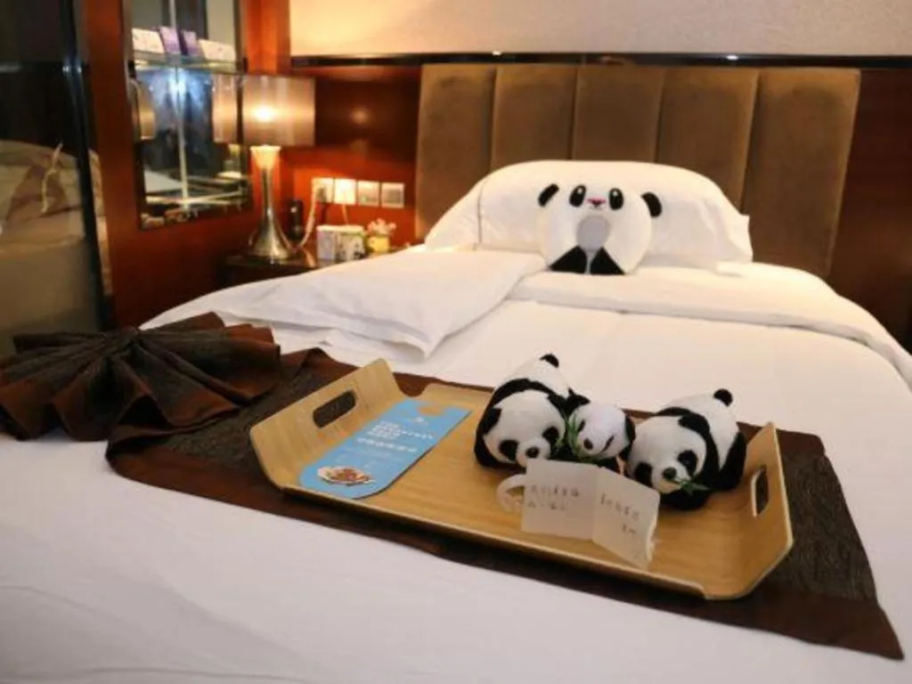Bed in Liwan International Hotel Chengdu