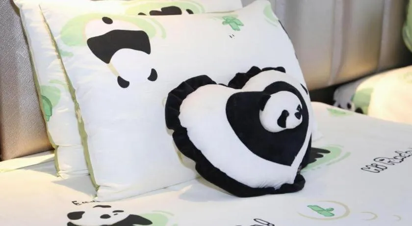 Bed in Liwan International Hotel Chengdu