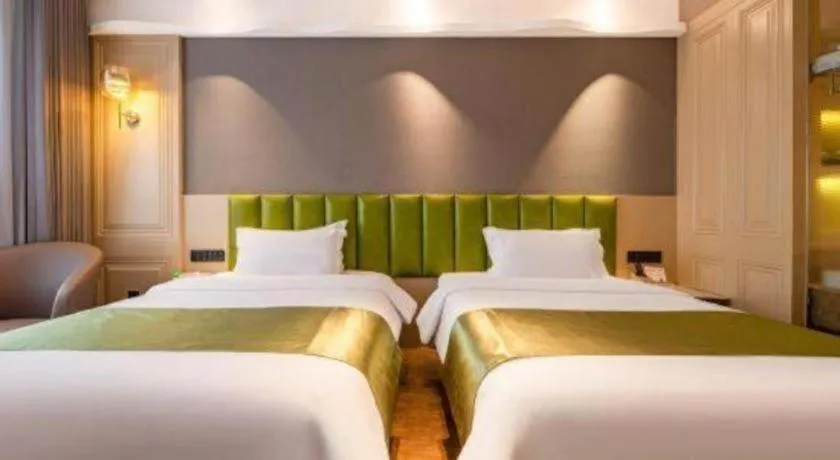 Bed in Liwan International Hotel Chengdu