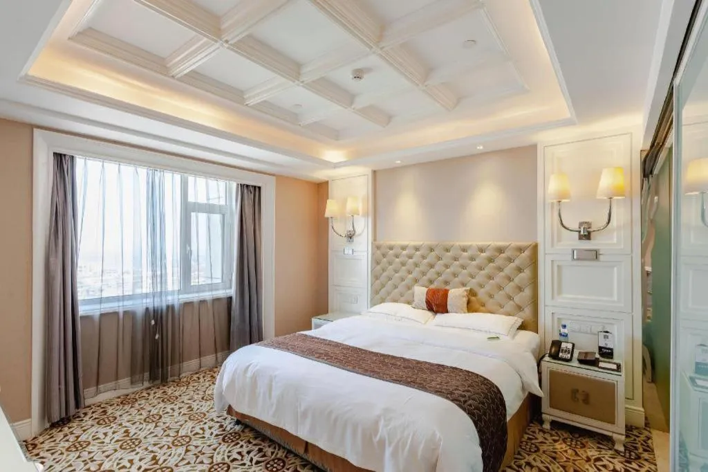 Bed in Yantai Bihai Hotel