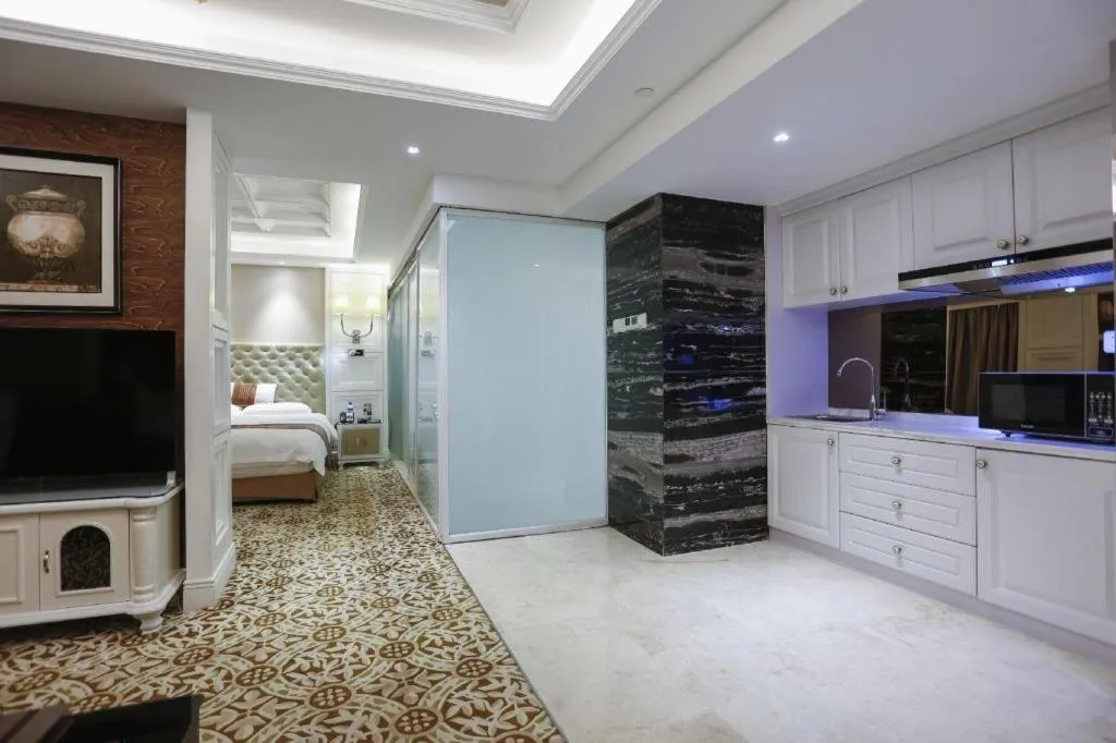 Bed in Yantai Bihai Hotel