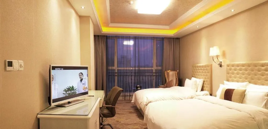 Bed in Yantai Bihai Hotel