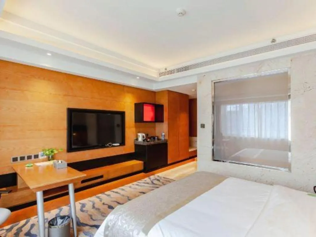 Bed in Yantai Bihai Hotel