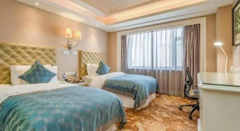 Bed in Yantai Bihai Hotel