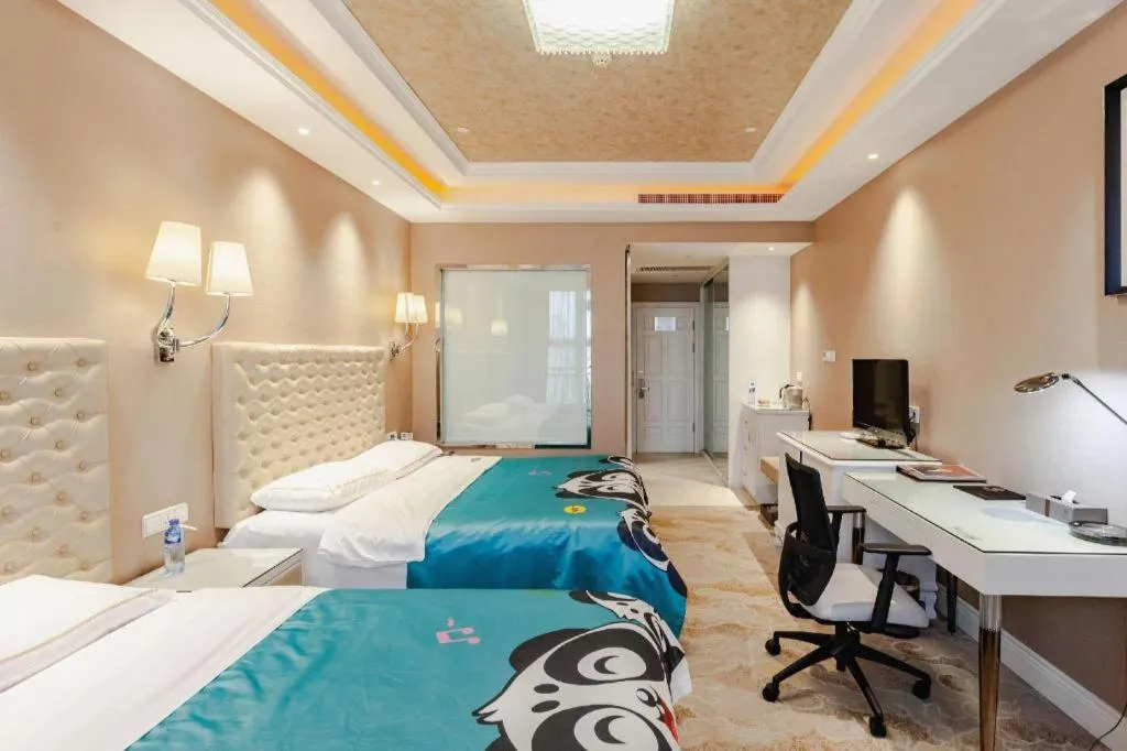 Bed in Yantai Bihai Hotel