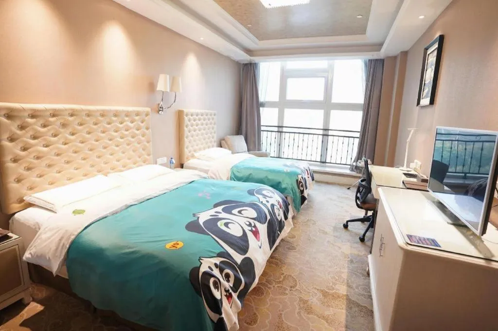 Bed in Yantai Bihai Hotel