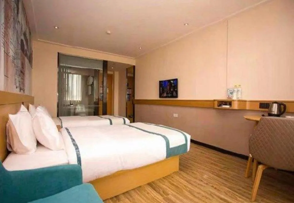 Bed in City Comfort Inn Guigang Tangren Street