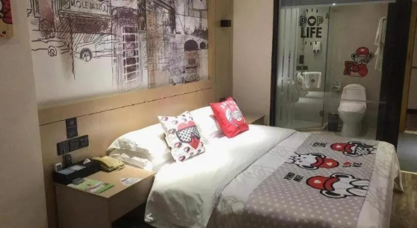 Bed in City Comfort Inn Guigang Tangren Street