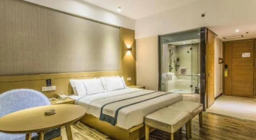 Bed in City Comfort Inn Liuzhou Liunan Wanda Plaza