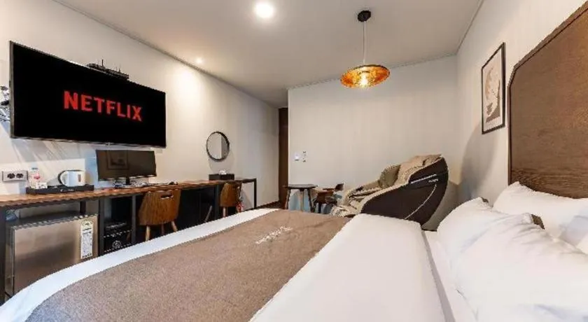 Bed in Hotel Urban Brown