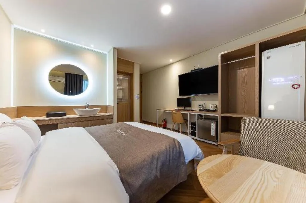 Bed in Hotel Urban Brown