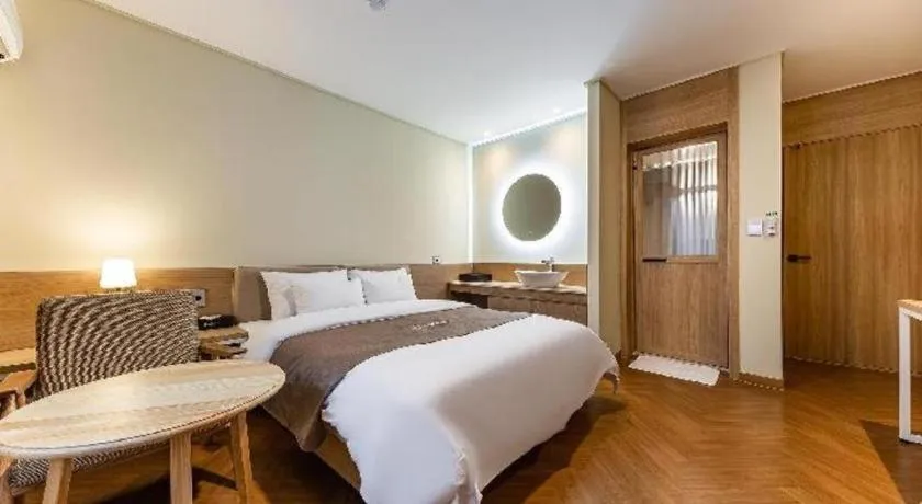 Bed in Hotel Urban Brown