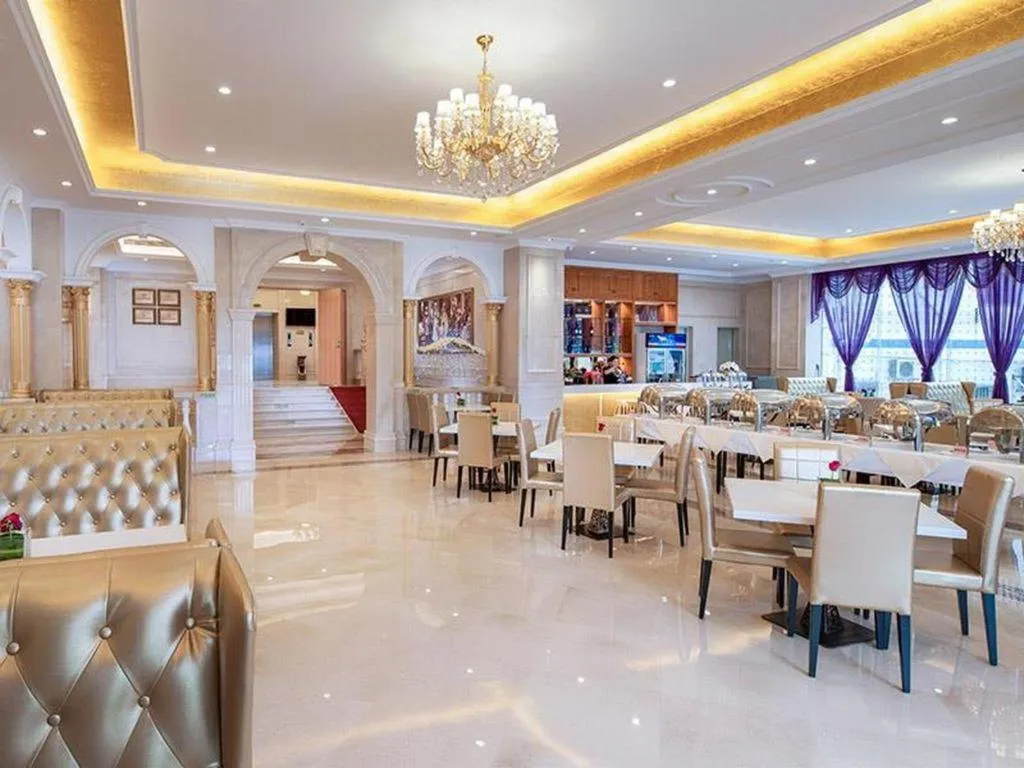Vienna Hotel Shenzhen Longgang Dayun Center Branch