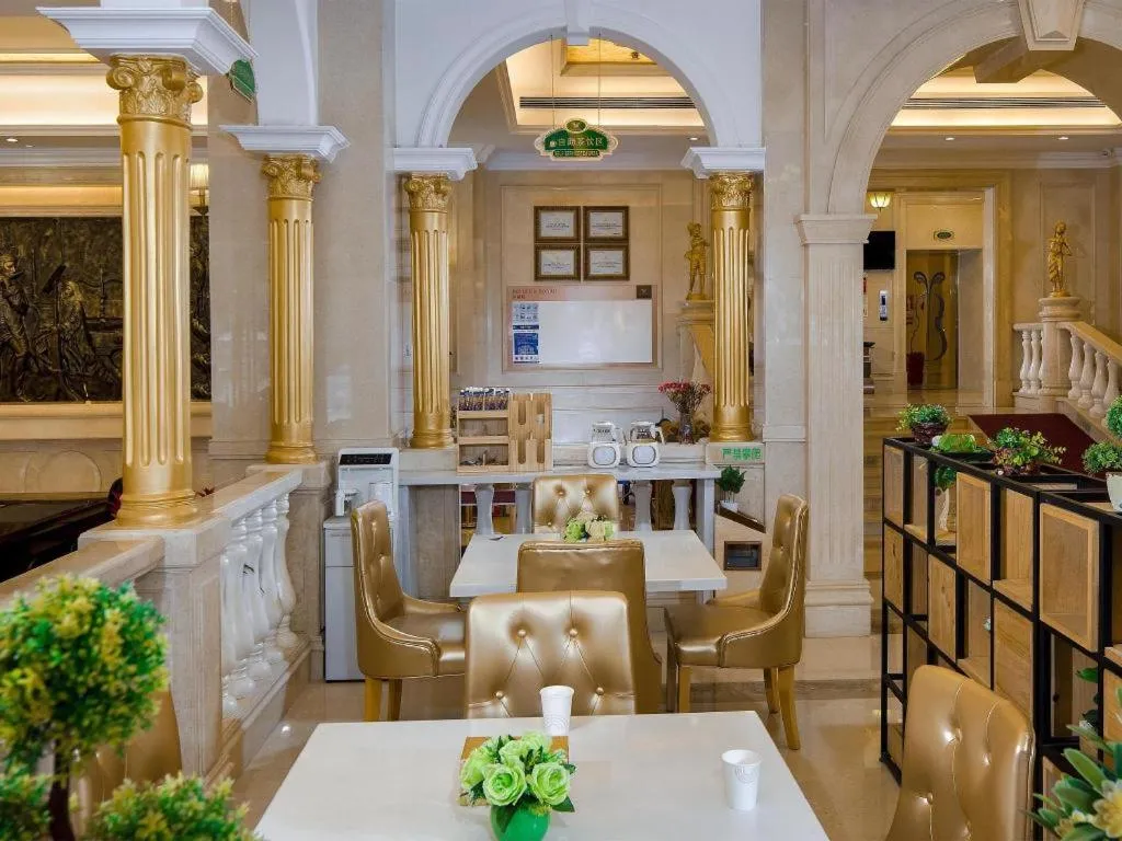 Vienna Hotel Shenzhen Longgang Dayun Center Branch